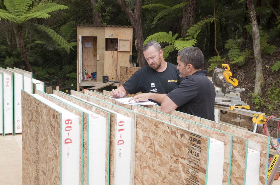 Garrick and Ray finalising the plan of attack for the day.