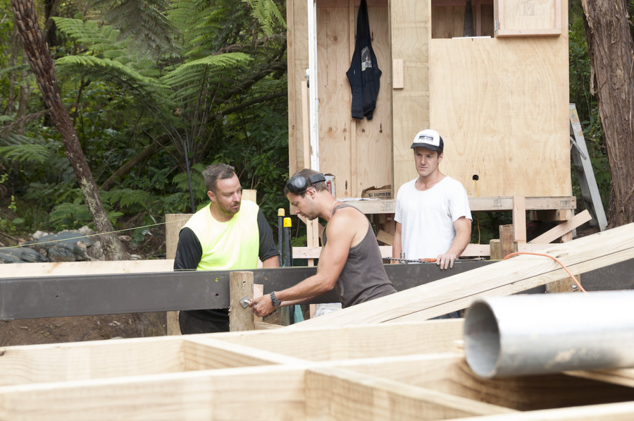 I spent a few days on site giving the guys a hand....or at least I did a lot of watching judging by this photo!