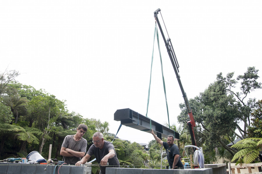 Despite being massive chunks of steel, they need to be millimetre perfect to fit into place. Steely Craig realises he needs to fine tune things a little to get this one in.