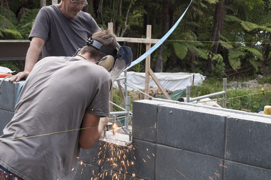 Trim the bolts a little.